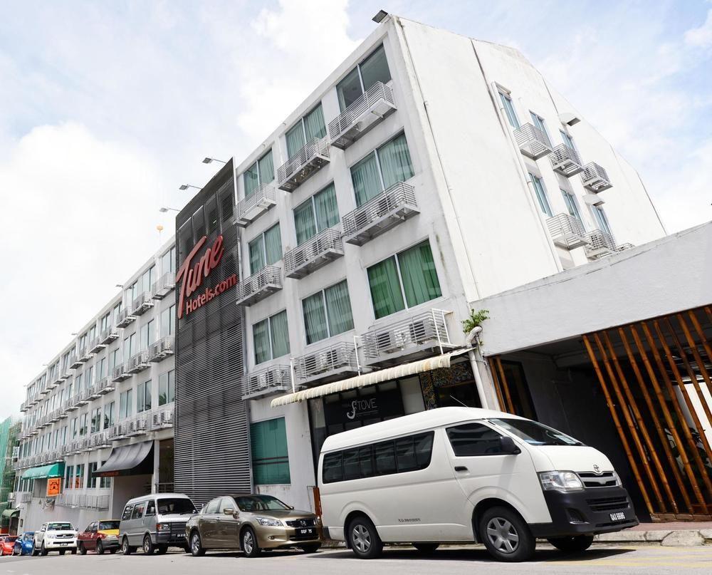 Tune Hotel - Waterfront Kuching Eksteriør billede